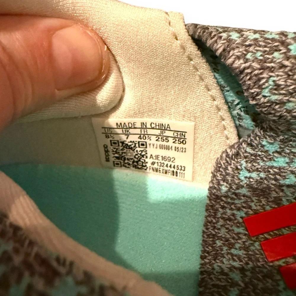 Adidas Ultraboost Light Flash Aqua Blue Low Top‎ Running Shoes Sz 8.5 Women's